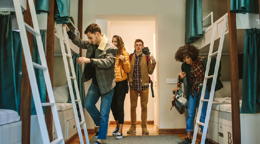 Hostel Checklist for First-Time Backpackers